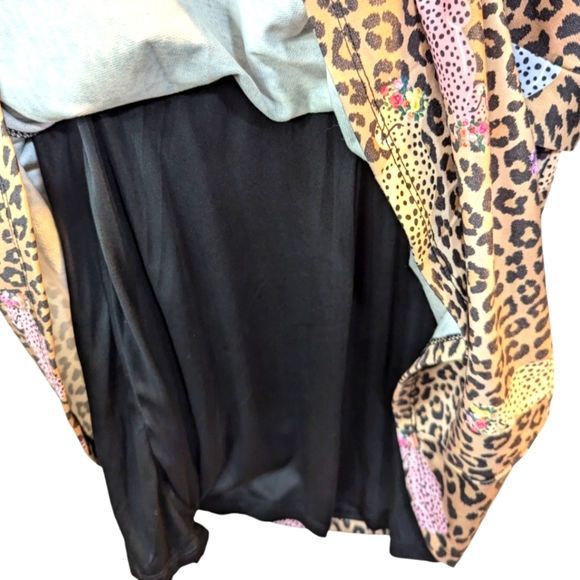 Hannah Banana Cheetah Print Dress with Twist Front...Size 12 - Picture 4 of 6